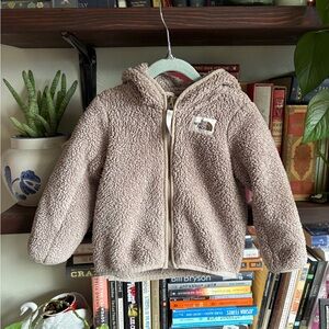 The North Face Kids Beige Sherpa Hoodie Jacket